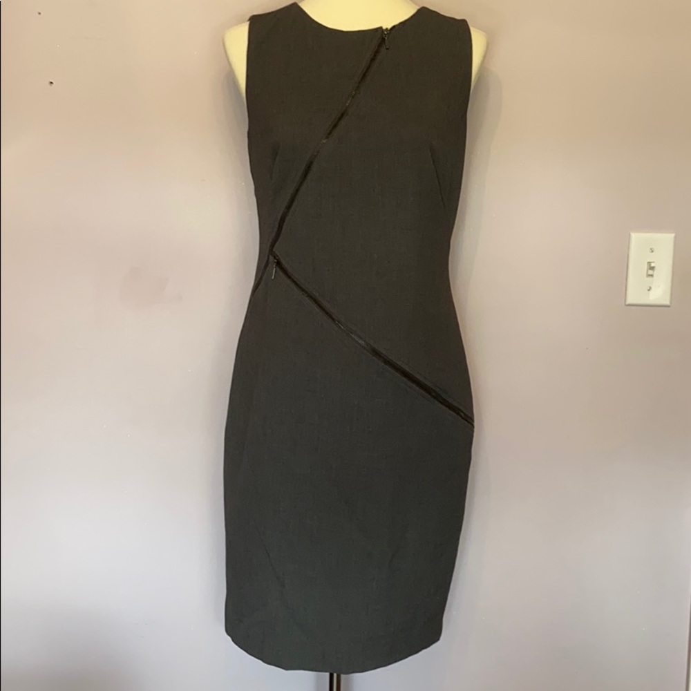 👗 CK, sleeveless midi dress - Size 8 - Brand new